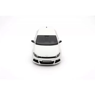 VOLKSWAGEN SCIROCCO 3 R PHASE 1 WHITE 2008 OttO mobile 1:18 Resinemodell (Türen, Motorhaube... nicht zu öffnen!)